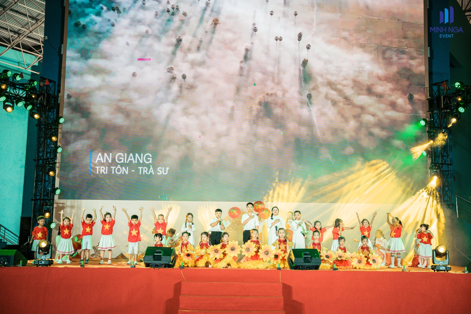MINH NGA EVENT