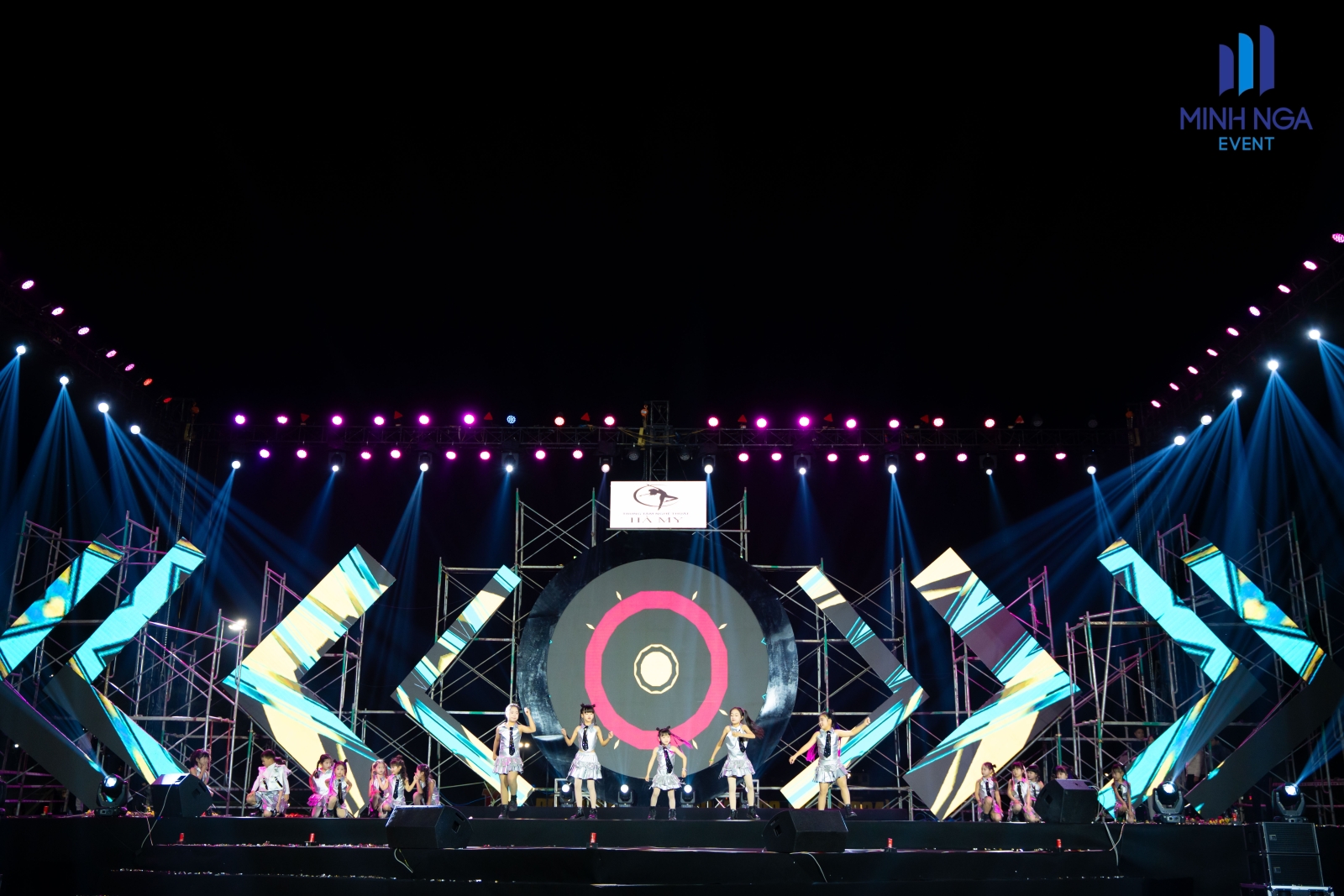 MINH NGA EVENT