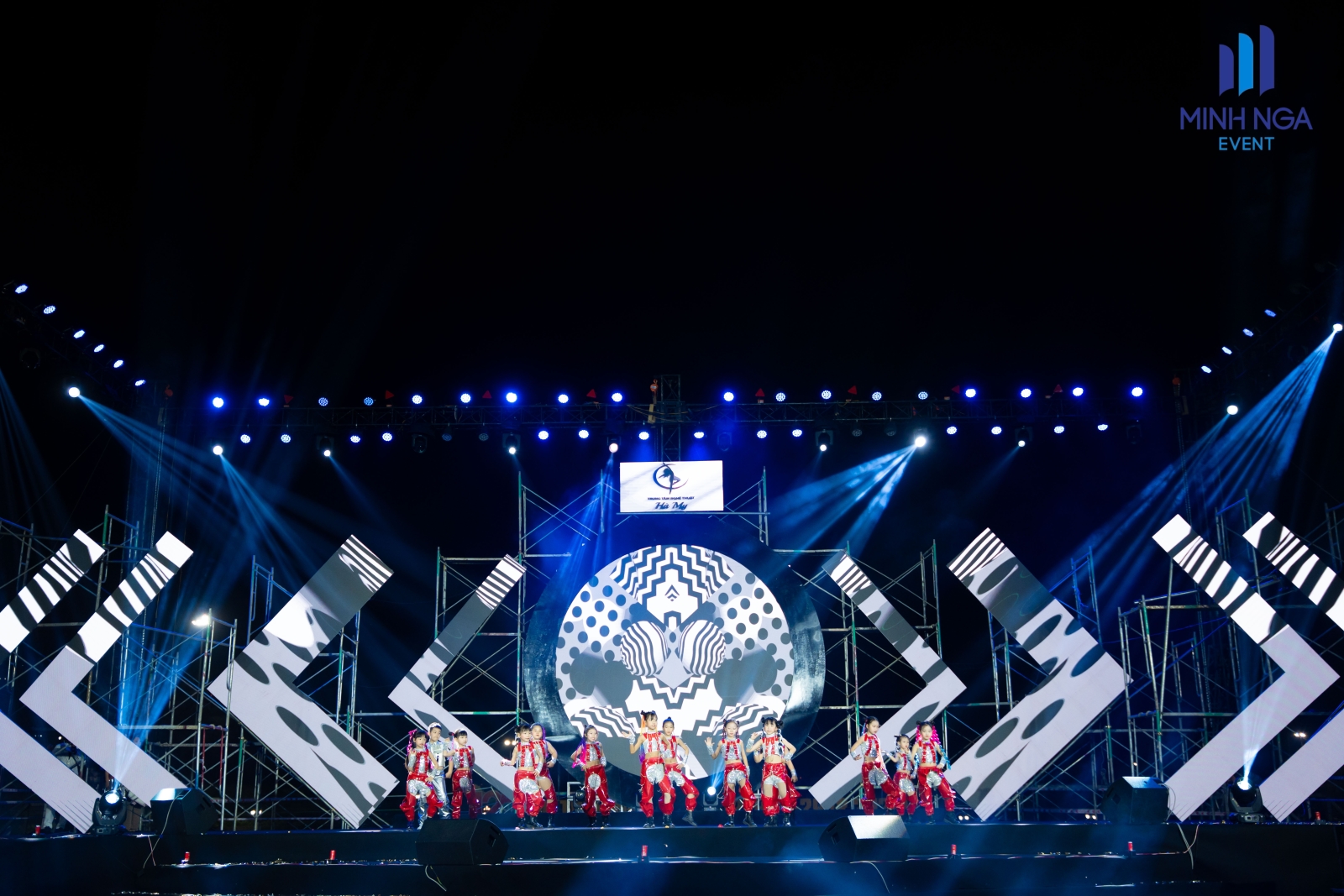 MINH NGA EVENT