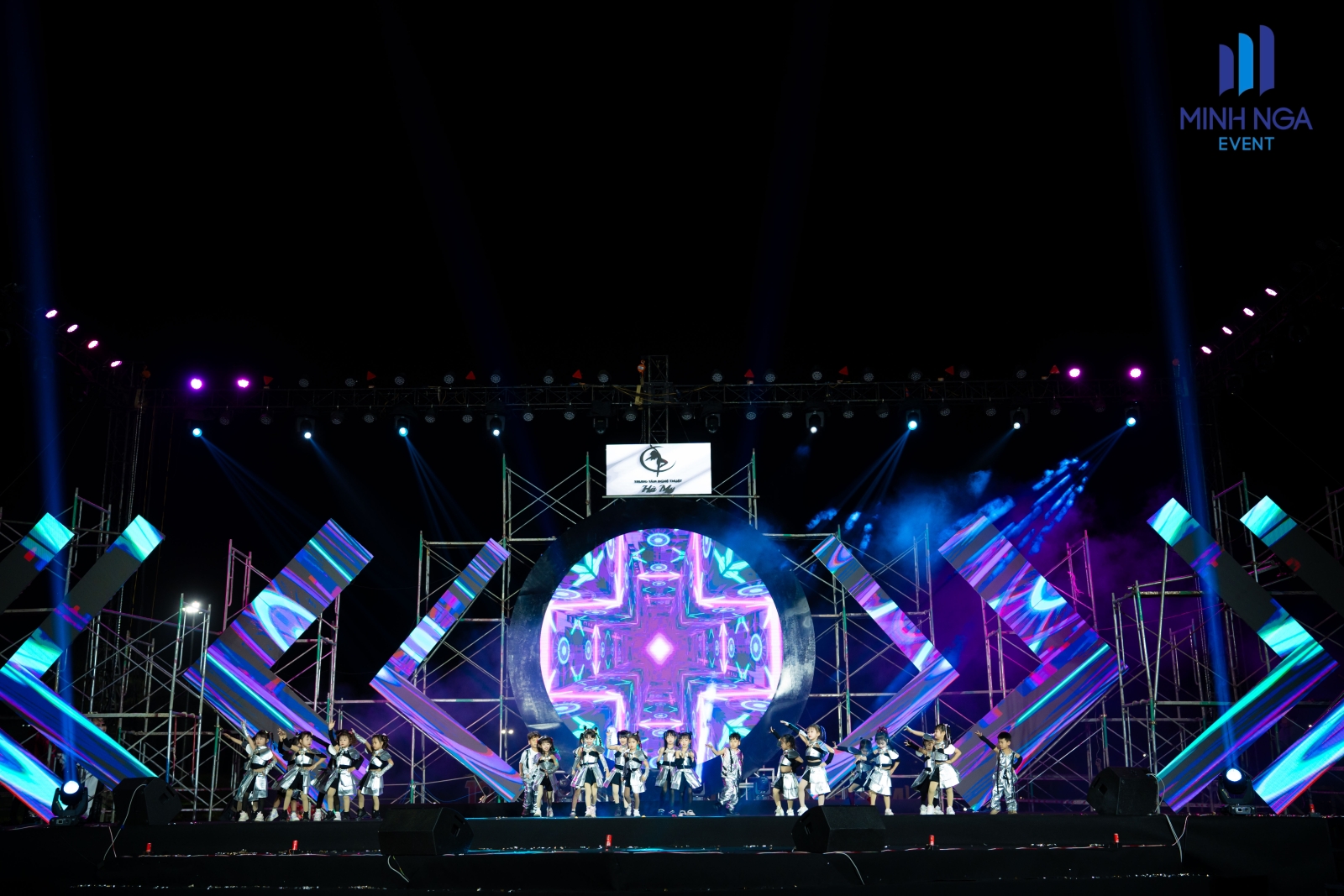 MINH NGA EVENT