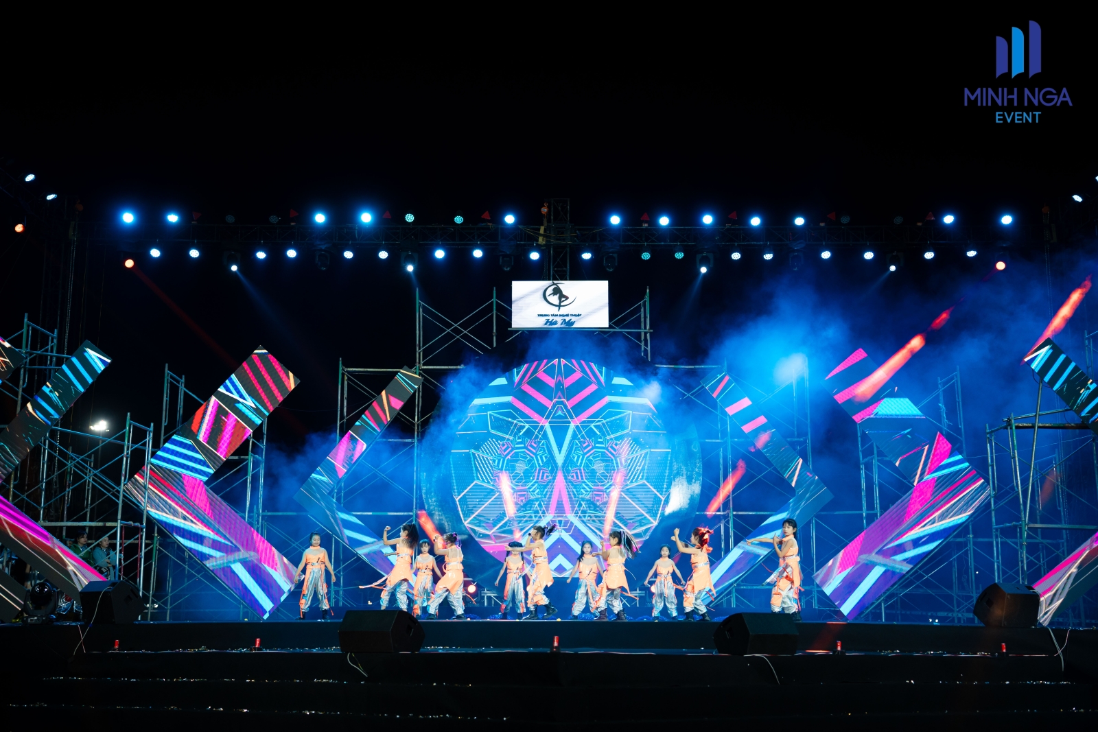 MINH NGA EVENT