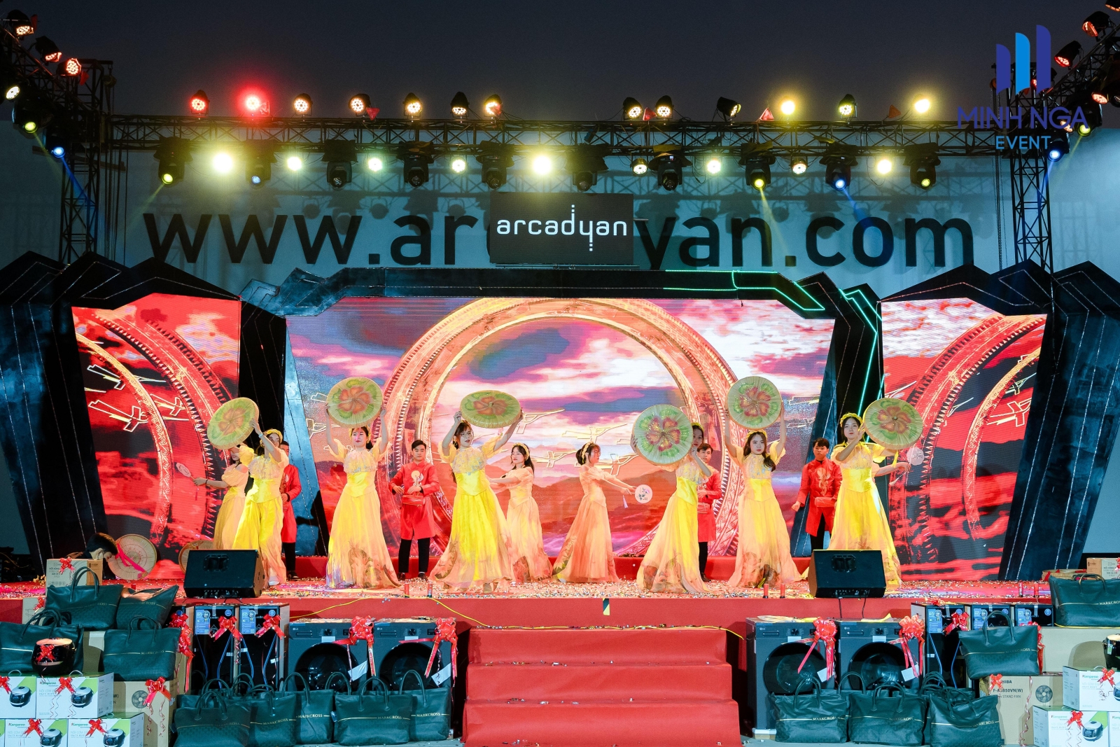 MINH NGA EVENT