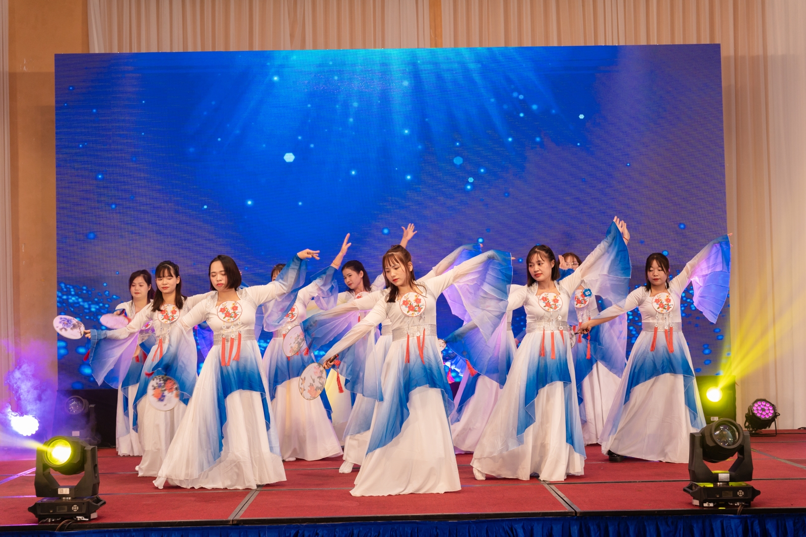 MINH NGA EVENT
